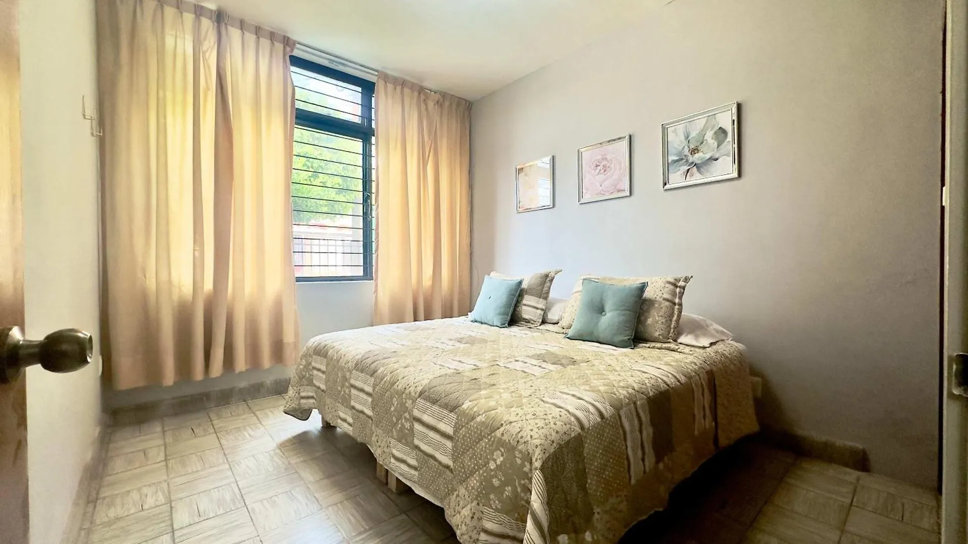 Villa By Centro Medico Occidente 3 Br Guadalajara
